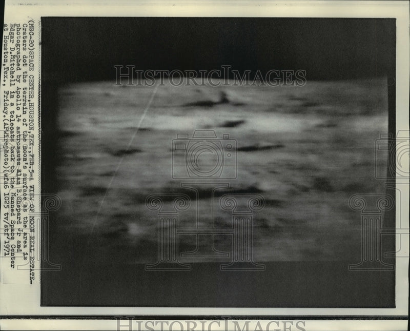 Load image into Gallery viewer, 1971 Press Photo Craters Dot Terrain of Moon's Surface During Apollo 14 Mission
