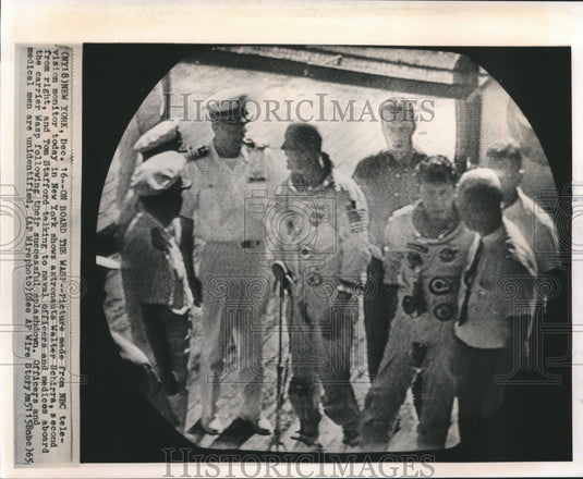 1965 Press Photo Astronauts Walter Schirra, Thomas Stafford Aboard USS Wasp