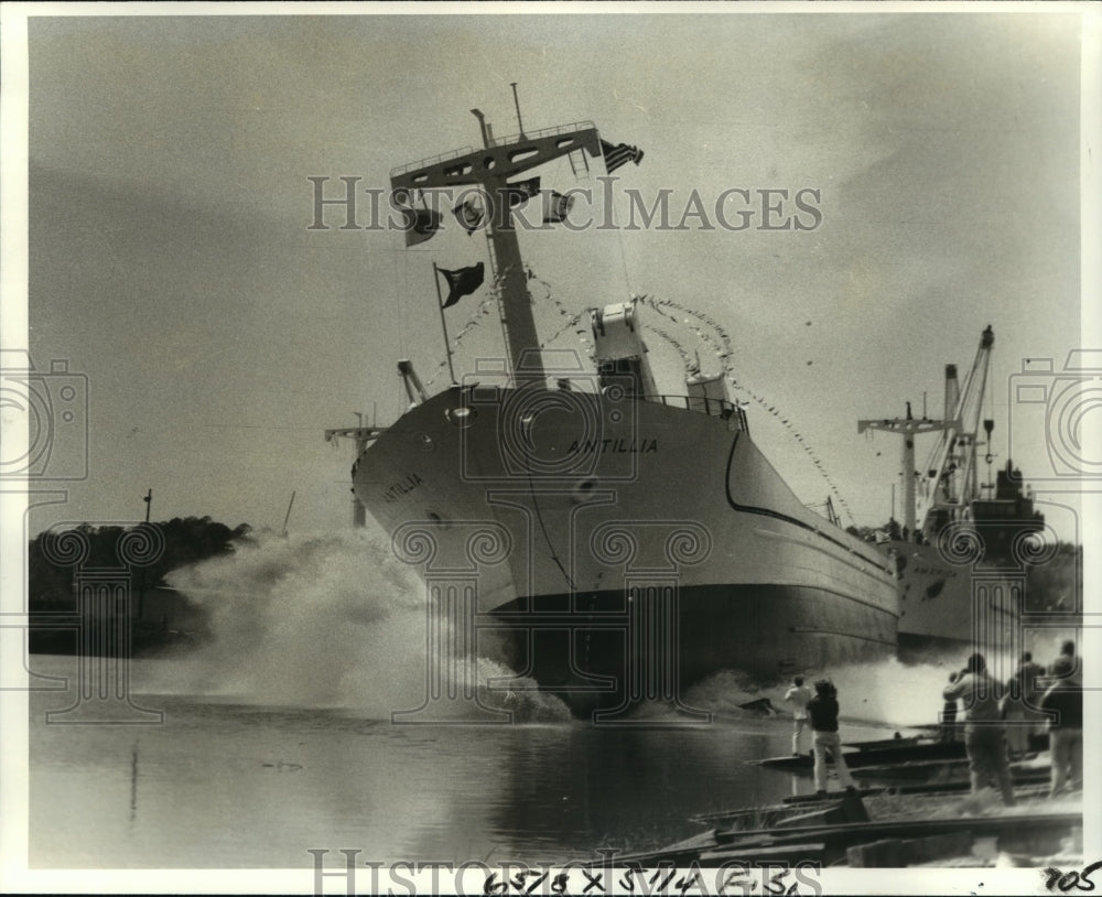 1979 Press Photo Antillia, Bulk-Refrigerator-Container Ship Launched- Historic Images