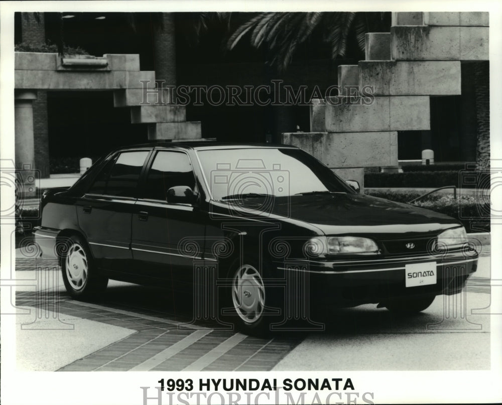 1993 Press Photo Hyundai Sonata Sedan- Historic Images