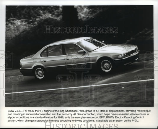 1995 Press Photo BMW 740iL Automobile Car- Historic Images