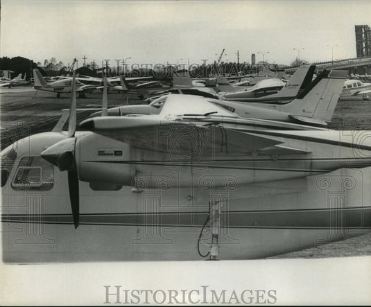1977 Press Photo Sugar Bowl visitor's planes in New Orleans- Historic Images