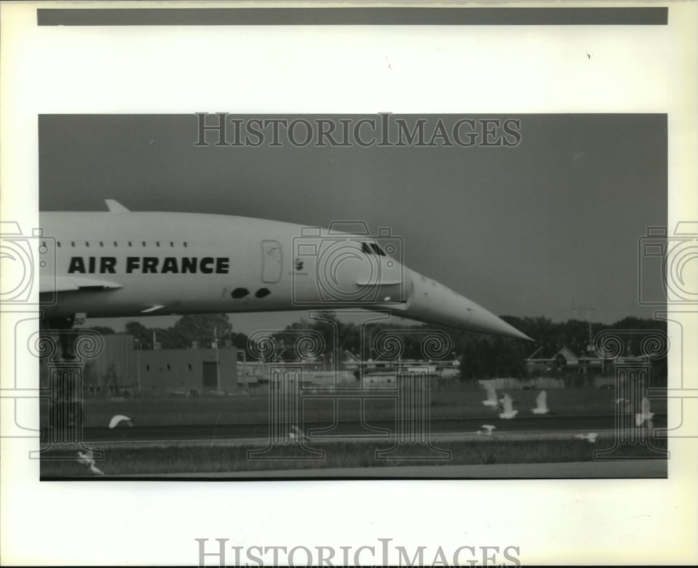 1989 Press Photo Air France Concorde Supersonic, World&#39;s Fastest Passenger Plane- Historic Images