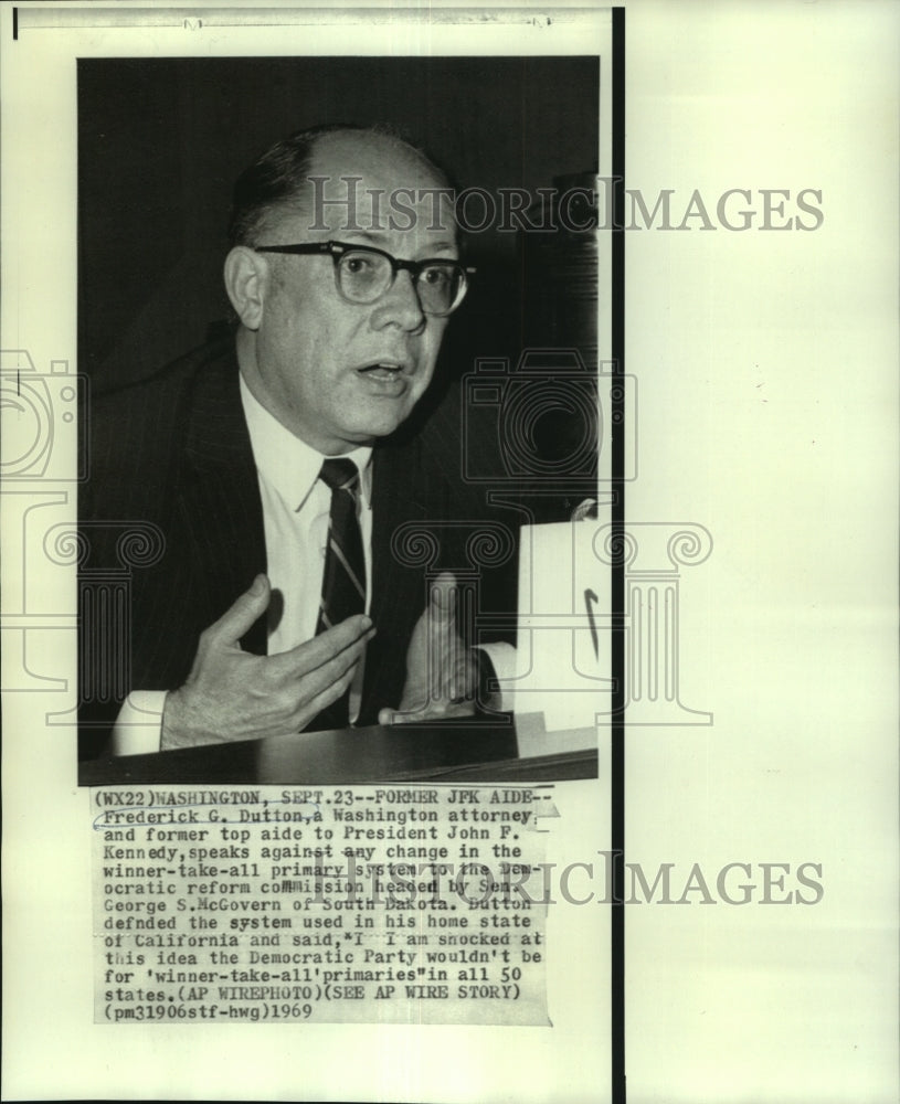 1969 Press Photo Frederick G. Dutton speaking about Democratic reforms