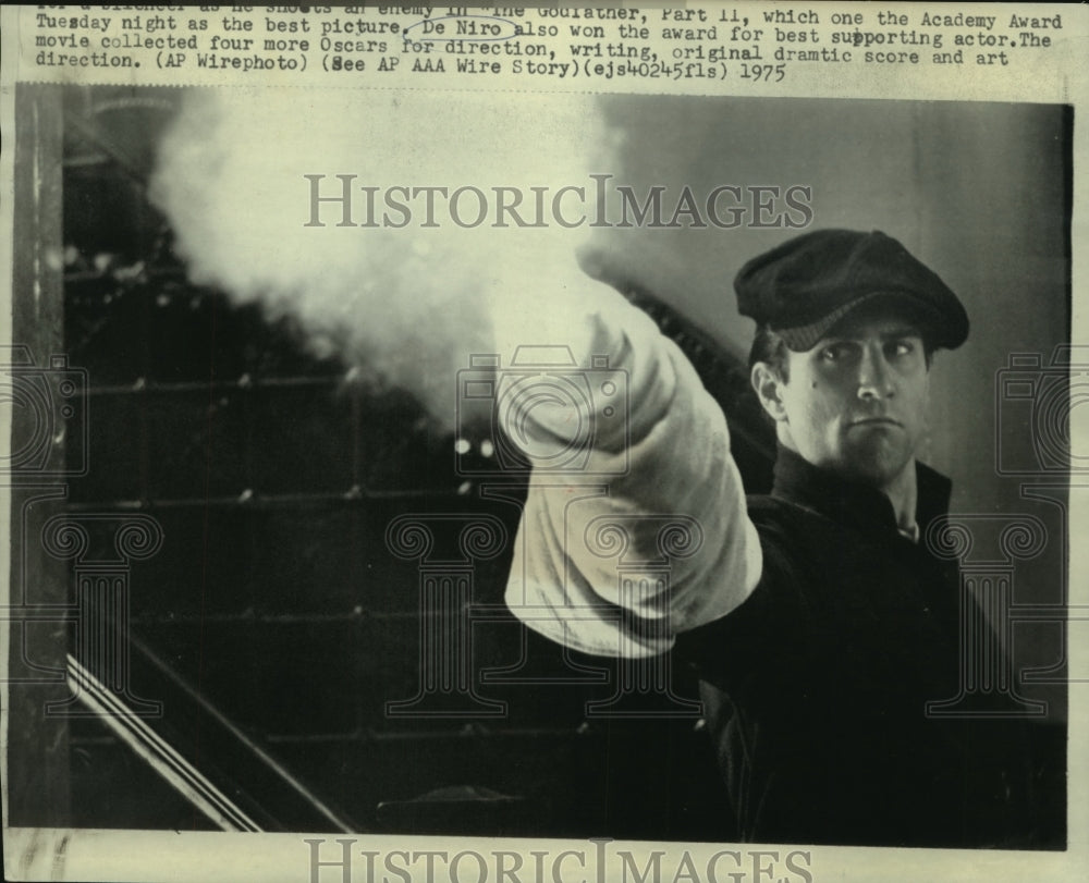 1975 Press Photo Actor Robert De Niro in &quot;The Godfather, Part II&quot;- Historic Images