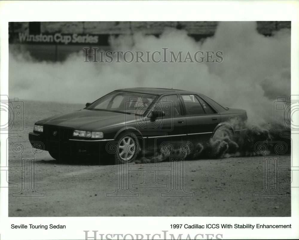 Press Photo The new 1997 Cadillac ICCS Seville Touring Sedan skirts on dirt- Historic Images