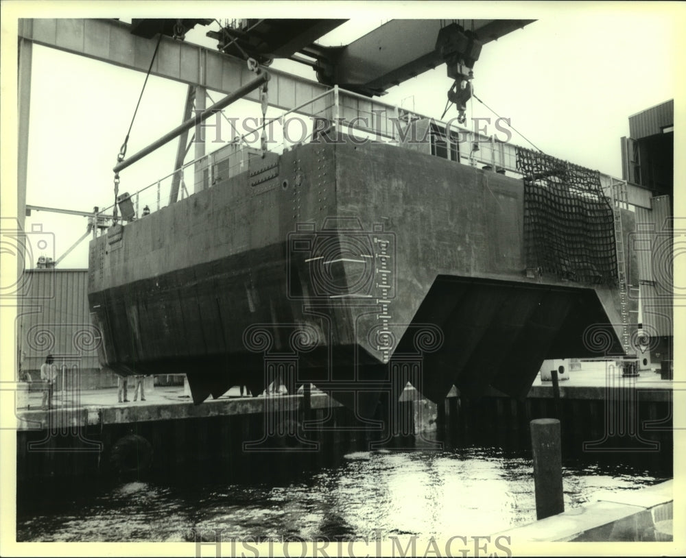 1987 Press Photo The Surface Effect Ship test section designed by Bell Aerospace- Historic Images