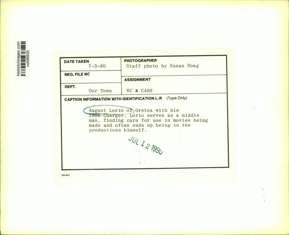 1990 Press Photo August Lorio of Gretna with his 1966 Charger - not06835