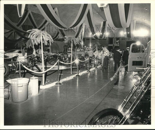 1974 Press Photo World of Wheels, Custom Car Show in progress - not07301