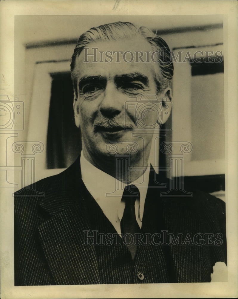 Load image into Gallery viewer, 1957 Press Photo Sir Anthony Eden of London - now00021
