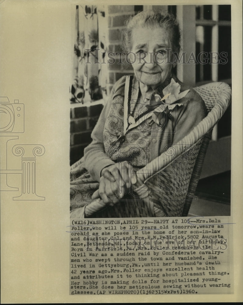 1960 Press Photo Mrs. Lulu Foller celebrating her 105th birthday. - now00609