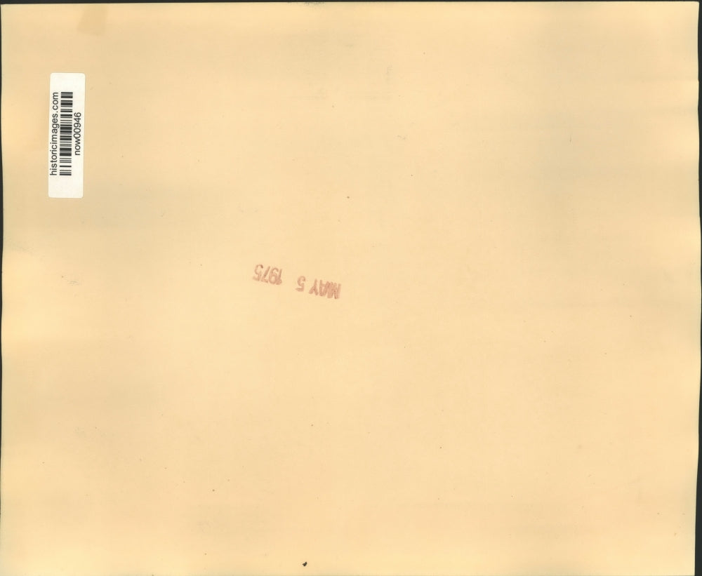 1975 Press Photo President & Mrs. Ford in White House family living quarters