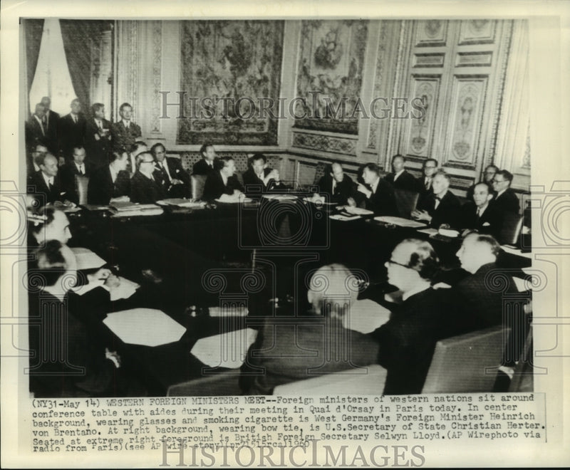 Load image into Gallery viewer, 1960 Press Photo Western nations foreign ministers meet at Quai d'Orsay, Paris

