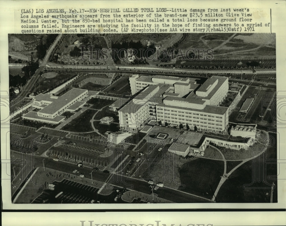 1971 Press Photo Olive View Medical Center appears untouched by earthquake