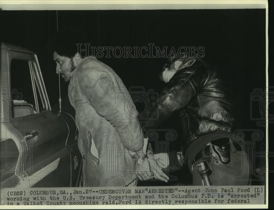 1972 Press Photo Agent John Paul Ford "arrested" in Talbot County moonshine raid
