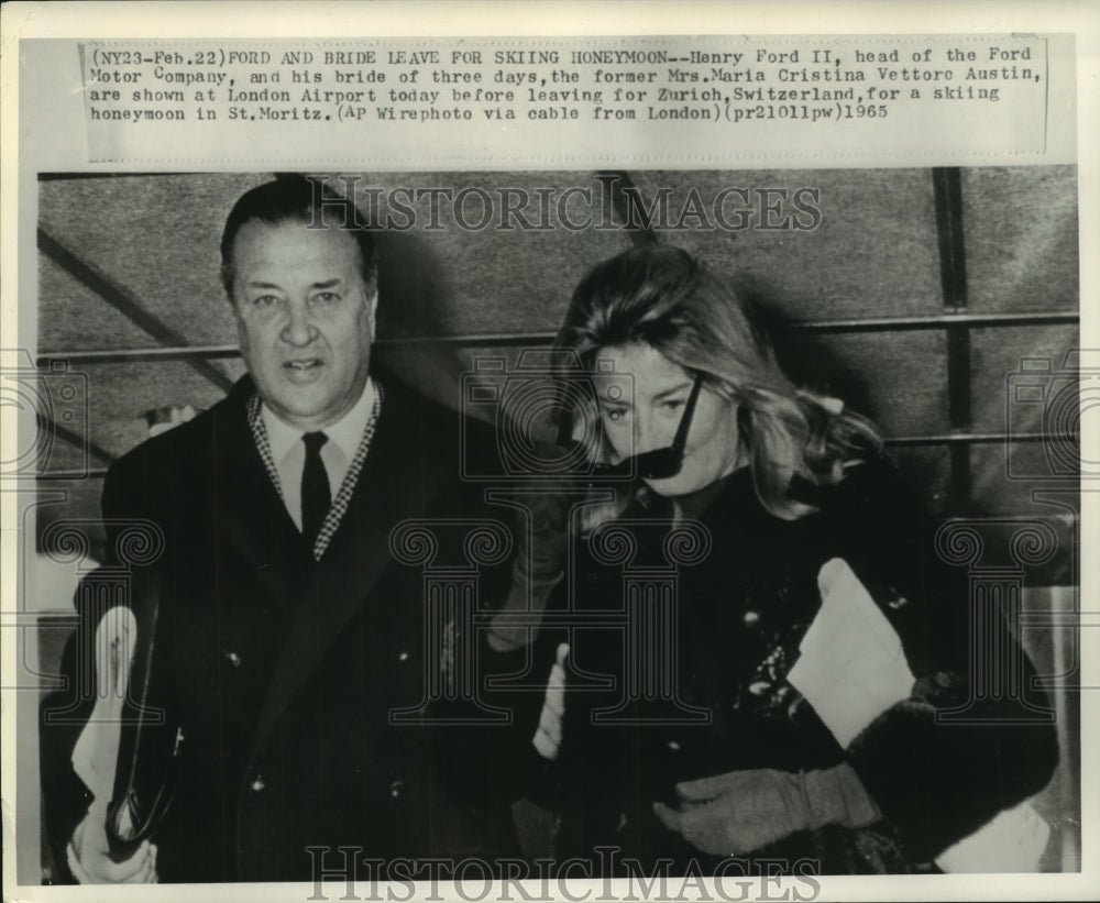 1965 Press Photo Henry Ford II & bride leave London airport for Switzerland