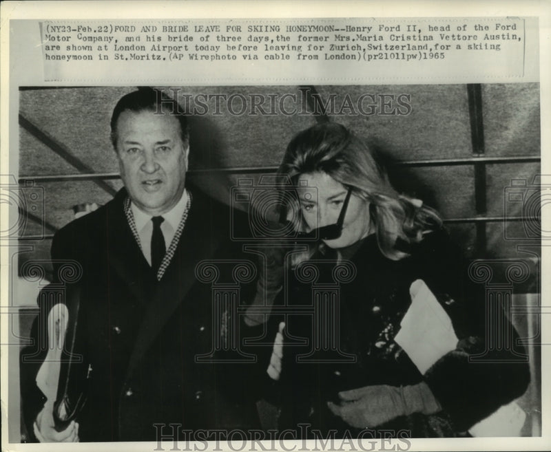 Load image into Gallery viewer, 1965 Press Photo Henry Ford II &amp; bride leave London airport for Switzerland
