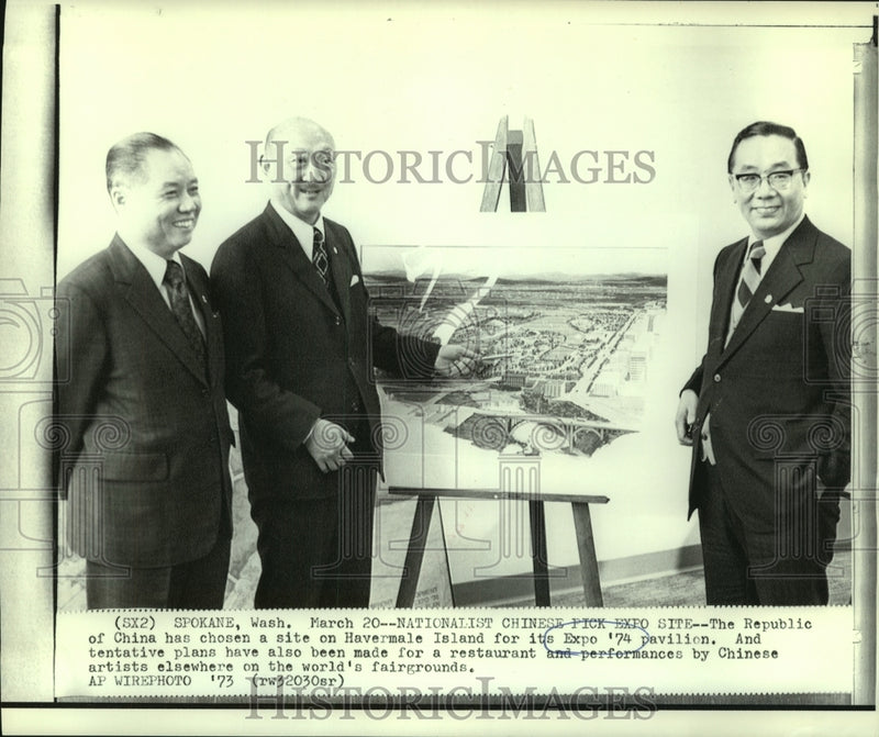 Load image into Gallery viewer, 1973 Press Photo Nationalist Chinese pick Expo '74 site on Havermale Island
