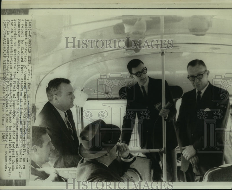 Load image into Gallery viewer, 1965 Press Photo Secretary of Commerce Foley tours Mountain Home, AR community
