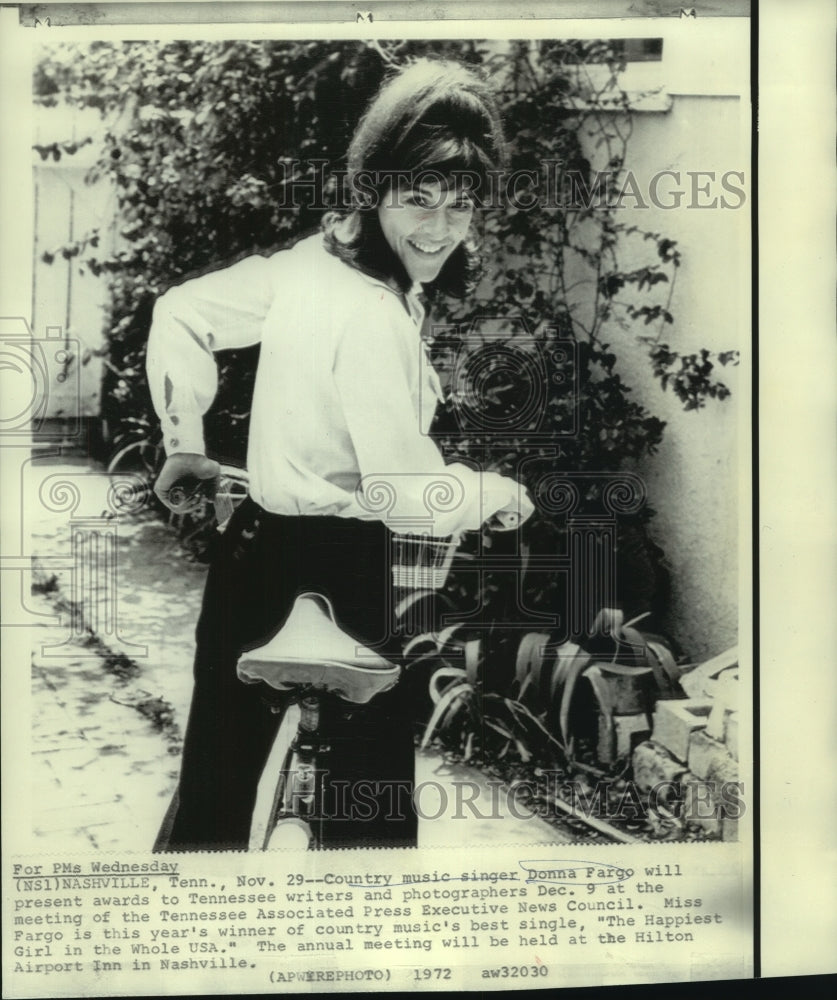 1972 Press Photo Country music singer Donna Fargo. - now01502