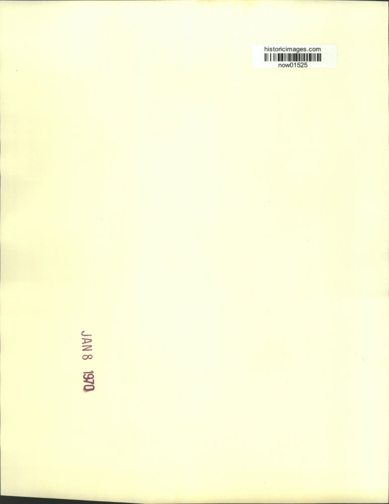 1970 Press Photo John Farrar, scuba diver, arrives at Dukes County Courthouse