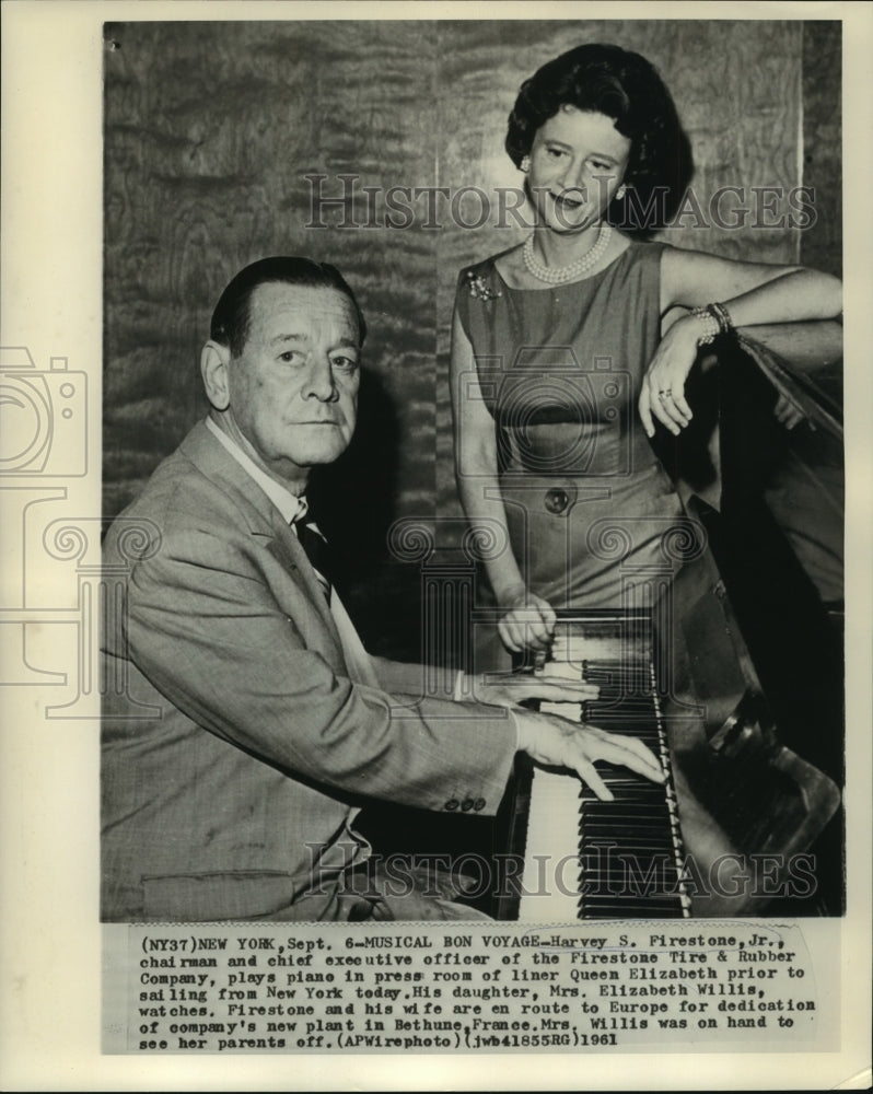 Load image into Gallery viewer, 1961 Press Photo Harvey Firestone &amp; daughter Elizabeth on Queen Elizabeth
