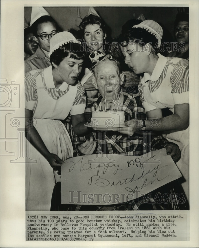 1959 Press Photo John Flannelly celebrates 100th birthday at Bellevue Hospital.