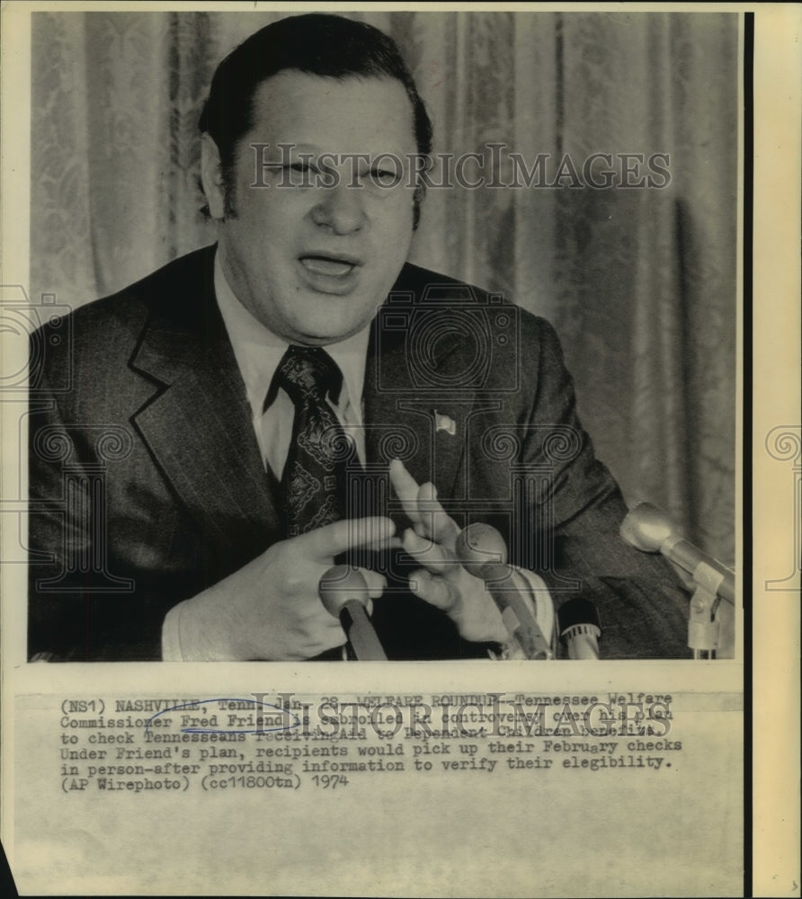 1974 Press Photo Tennessee Welfare Commissioner Fred Friend. - now01826