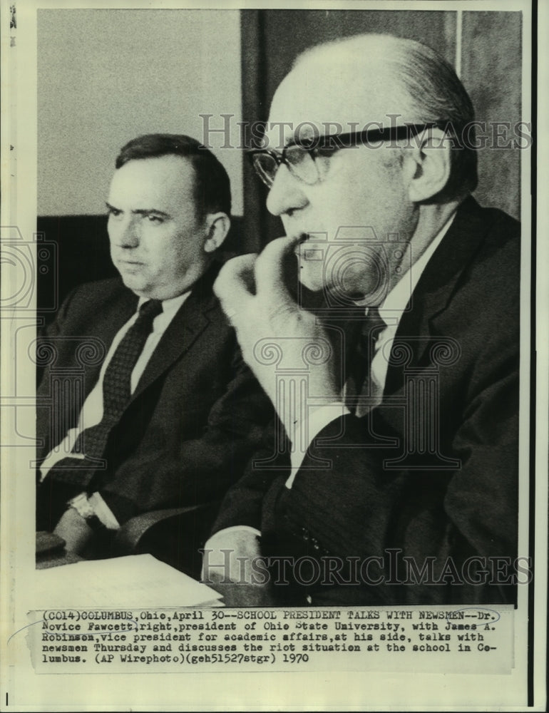 Load image into Gallery viewer, 1970 Press Photo Dr. Novice Fawcett &amp; others discuss riot with newsmen
