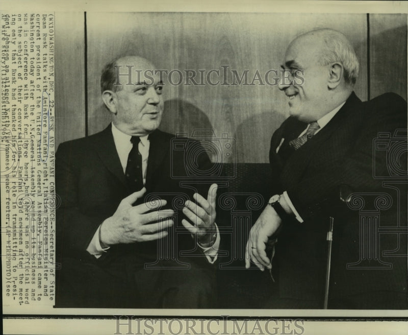Load image into Gallery viewer, 1965 Press Photo Secretary of State Rusk &amp; Prime Minister Fanfani at White House

