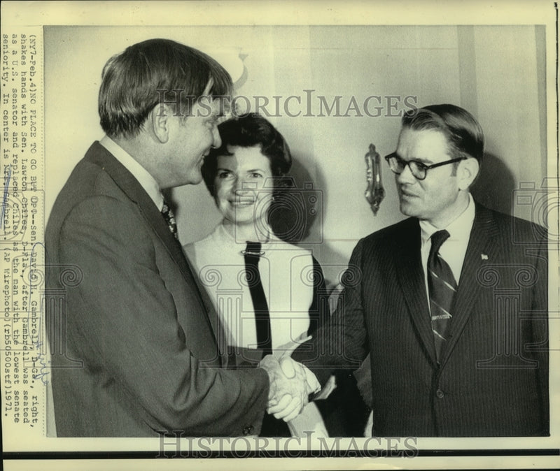 Load image into Gallery viewer, 1971 Press Photo Sen. &amp; Mrs. David Gambrell with Sen. Lawton Chiles - now02266
