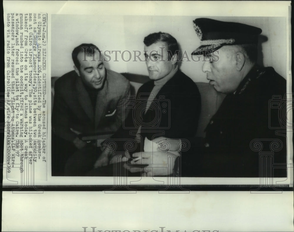 1969 Press Photo George Flamourides, accused Olympic Airways hijacker, in Cairo