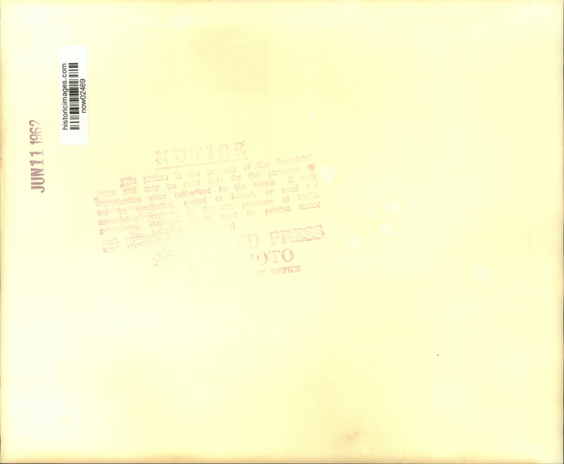 Load image into Gallery viewer, 1962 Press Photo Site where East Germans hijacked boat and escaped to W. Berlin
