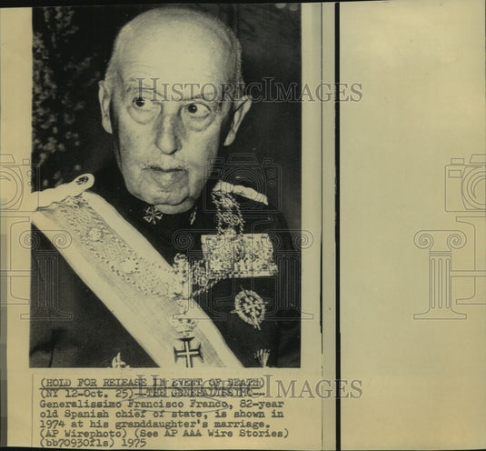 1974 Press Photo Gen. Francisco Franco, shown in 1974 at granddaughter's wedding
