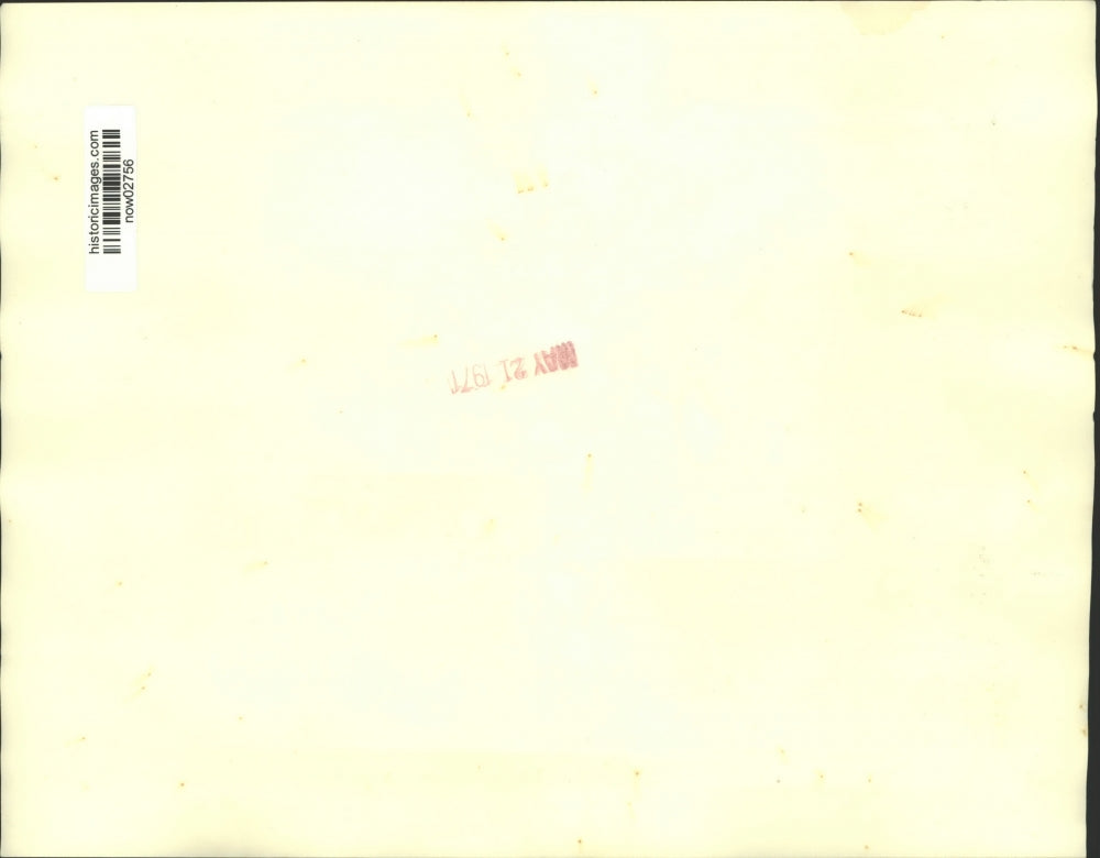 1971 Press Photo Presidential counselors Finch & Rumsfield discuss drug problems