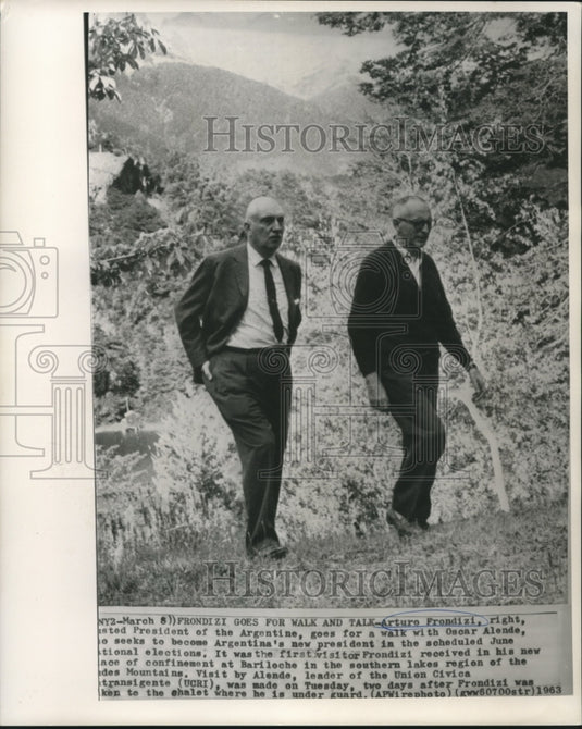 1963 Press Photo Ousted President Frondizi with Oscar Alende - now03181