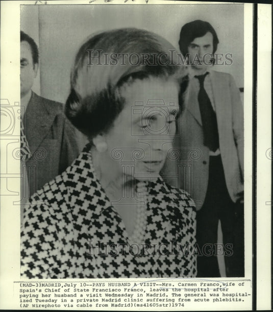 1974 Press Photo Mrs. Carmen Franco visits husband in Madrid hospital
