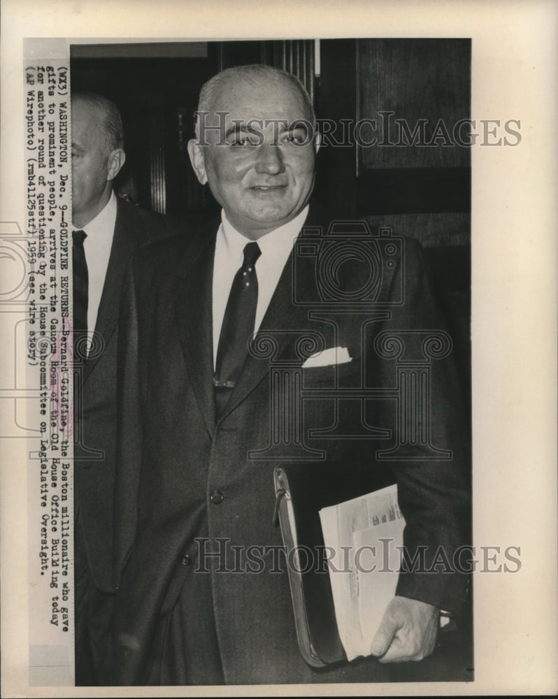1959 Press Photo Bernard arrives at Old House Office Building for questioning