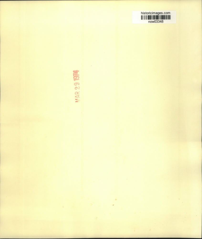 1974 Press Photo Common Cause Chairman John Gardner with newsmen in Washington