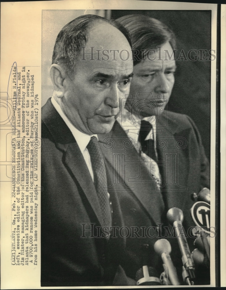 Load image into Gallery viewer, 1974 Press Photo William Fields &amp; Jim Minter at Atlanta news conference
