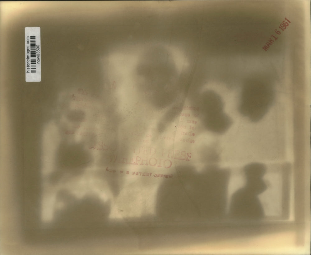 1961 Press Photo U.S. Ambassador to France James Gavin shown with his family