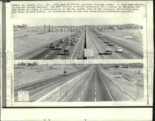 1973 Press Photo Saturday traffic on NJ Turnpike (top) and Sunday traffic