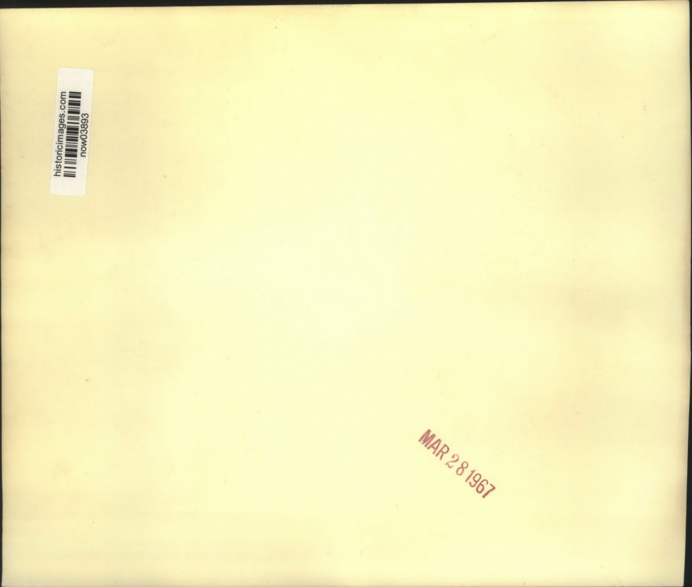 1967 Press Photo Sun bathers on Easter Monday in Nice, France - now03893