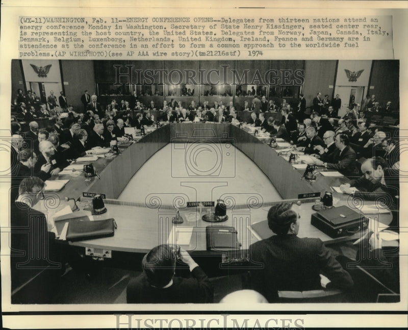 Load image into Gallery viewer, 1974 Press Photo Energy Conference with 13 nations attending in Washingon
