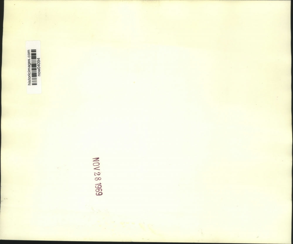 1969 Press Photo Astronaut Richard Gordon aboard USS Hornet - now04094