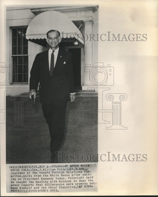 1961 Press Photo Senator Fulbright leaves White House after meeting with Kennedy