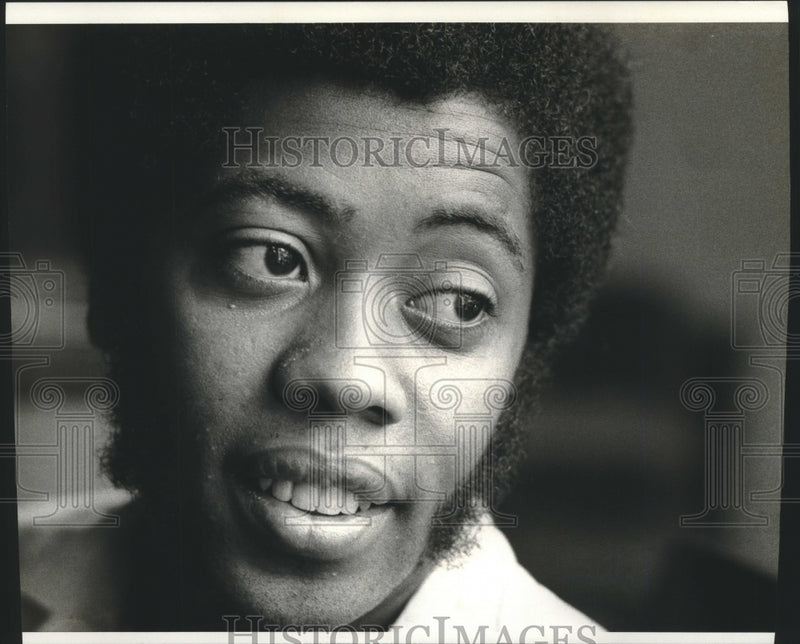 Load image into Gallery viewer, 1973 Press Photo Northern Galloway, composer and performer. - now05263
