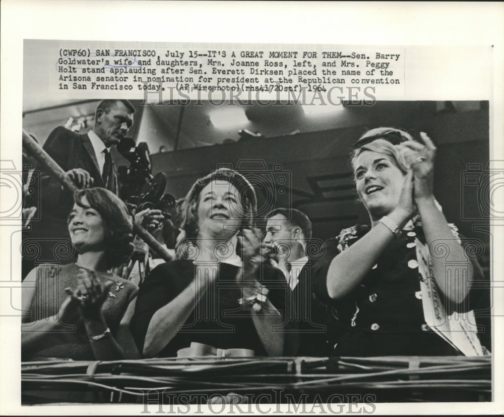 1964 Press Photo Senator Barry Goldwater&#39;s family applauding at GOP convention