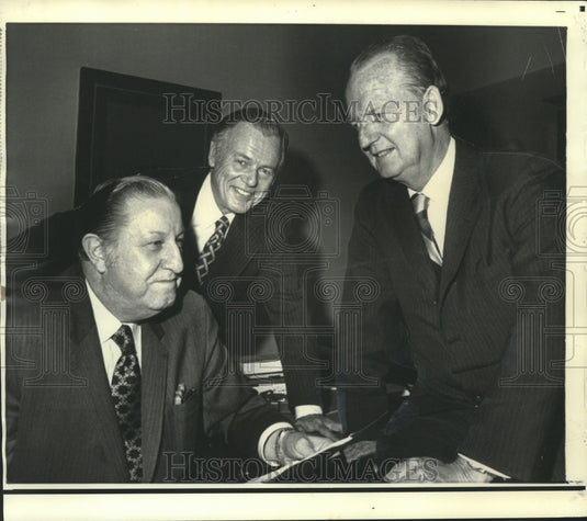 1972 Press Photo Assistant Secretary of State Green & others at meeting
