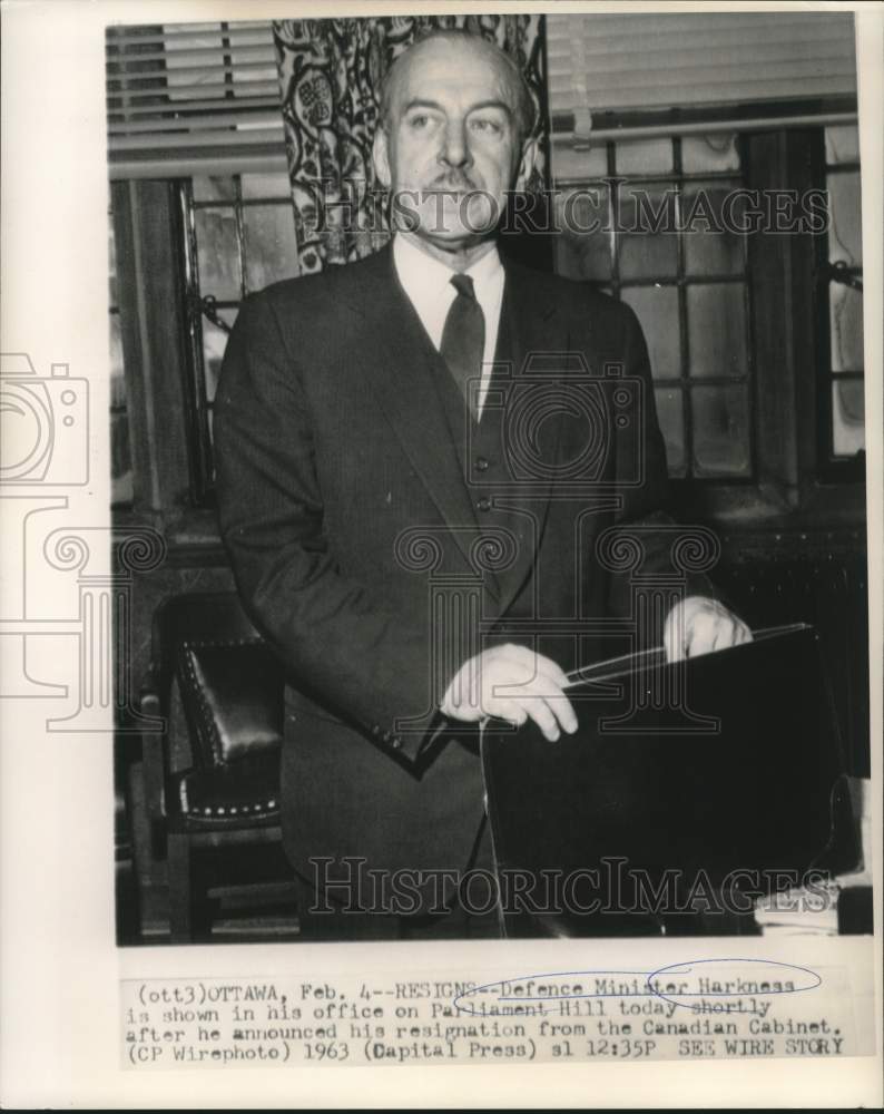 1963 Press Photo Defense Minister Harkness in his Parliament Hill office